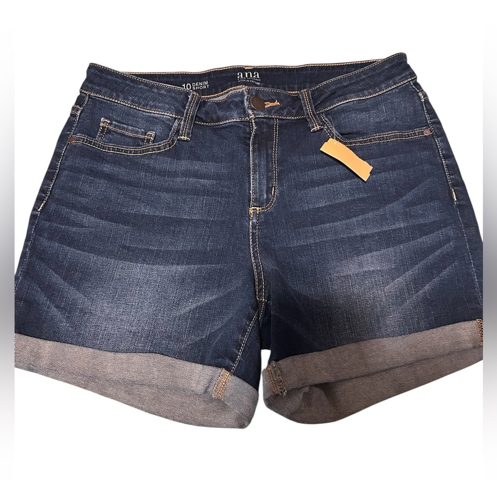 NWOT Ana brand shorts